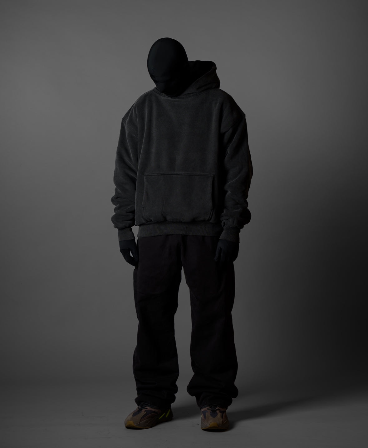 PERFECT HOODIE - ULTRA HEAVYWEIGHT DOUBLE LAYERED "WASHED BLACK"
