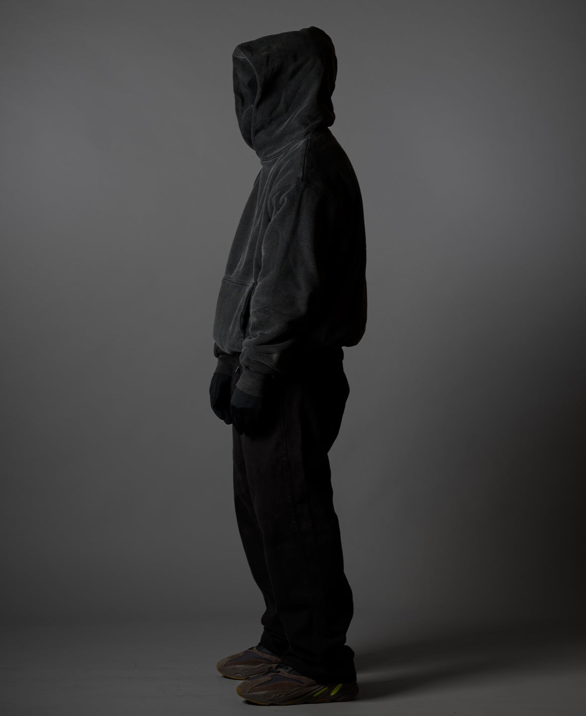 PERFECT HOODIE - ULTRA HEAVYWEIGHT DOUBLE LAYERED "WASHED BLACK"