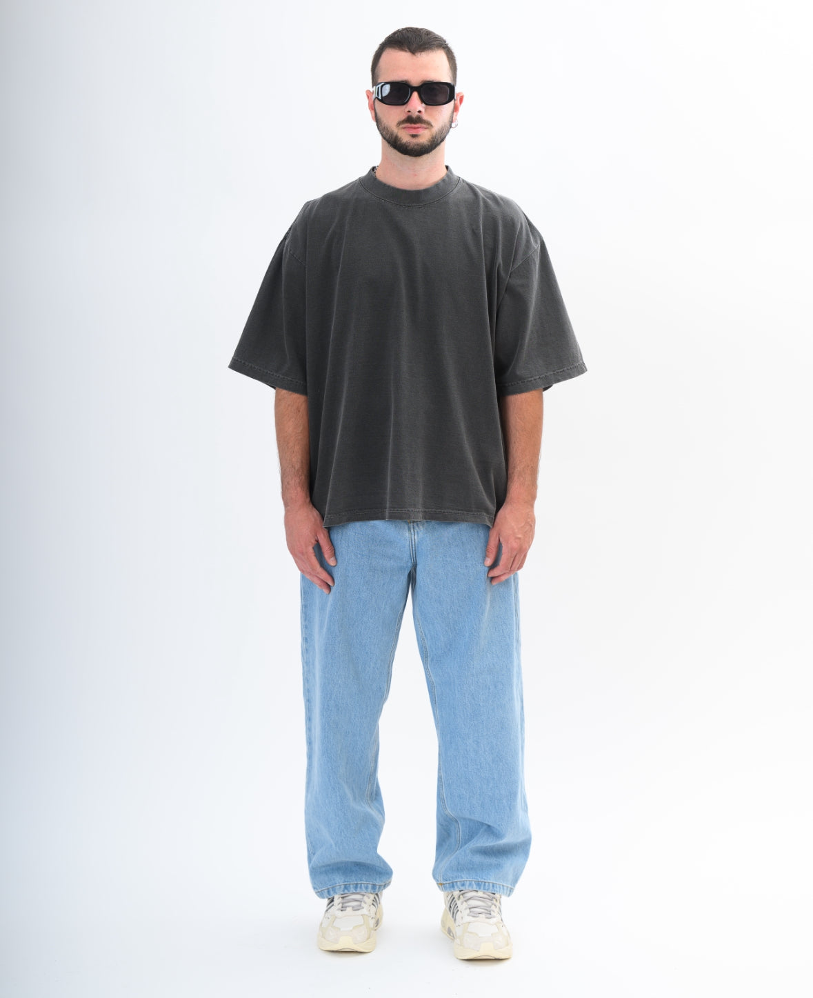 SHADOW (BLACK WASHED) BOXY TEE