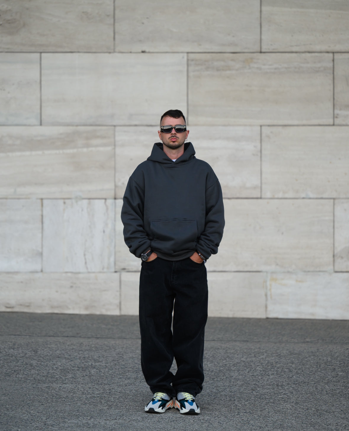PERFECT HOODIE - ULTRA HEAVYWEIGHT DOUBLE LAYERED “ANTHRACITE”