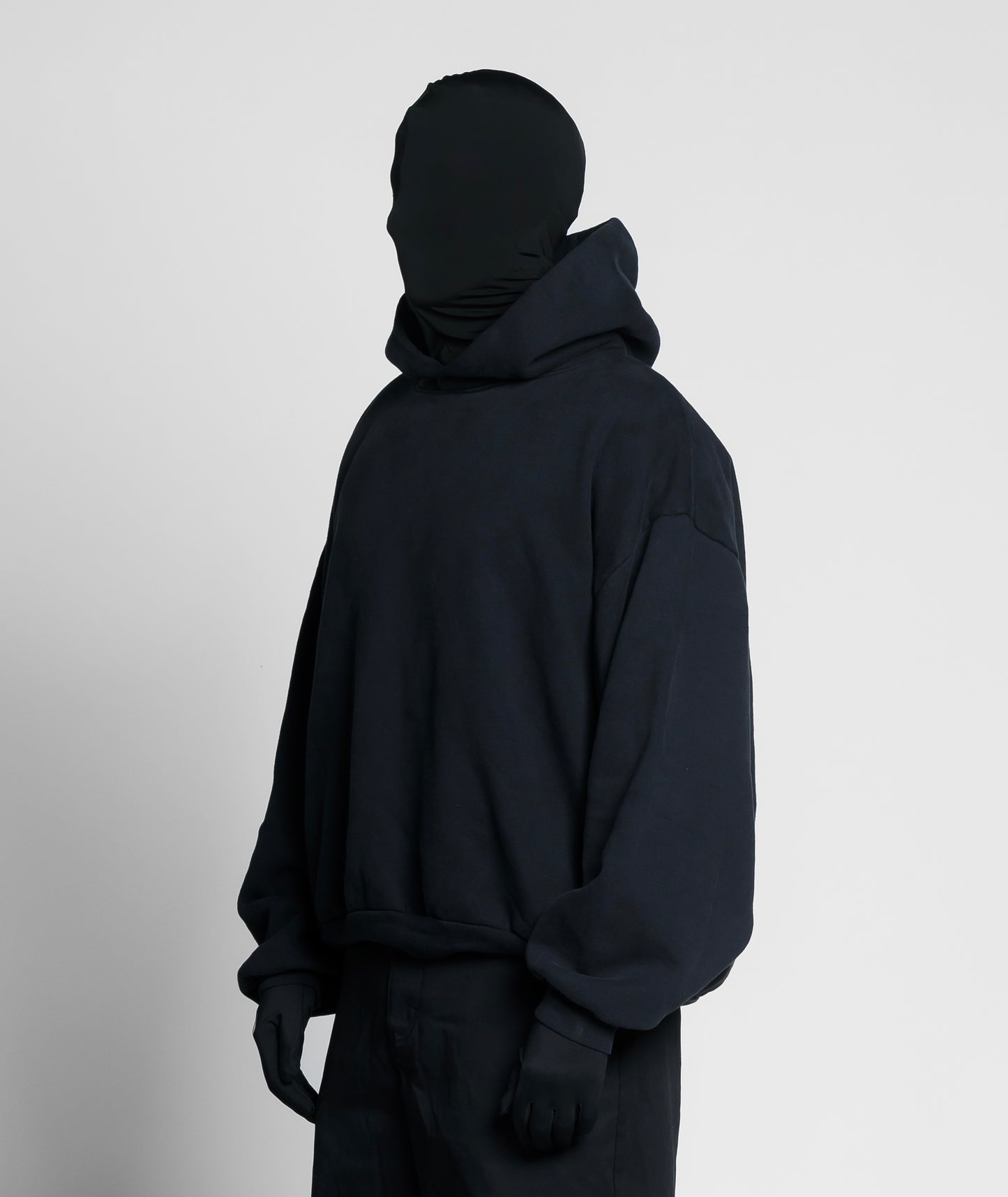 THE PERFECT BOXY HOODIE - OFF BLACK