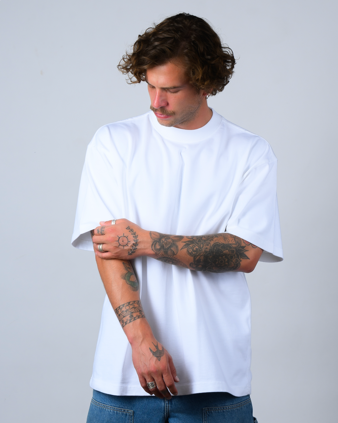 TRUE WHITE -MEGA HEAVYWEIGHT LUXURY TEE