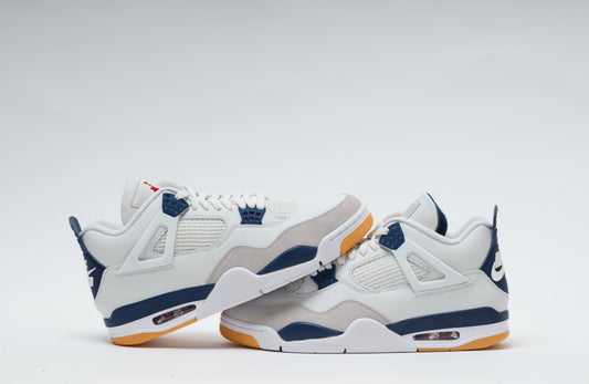 Nike SB x Air Jordan 4 Retro “Navy”