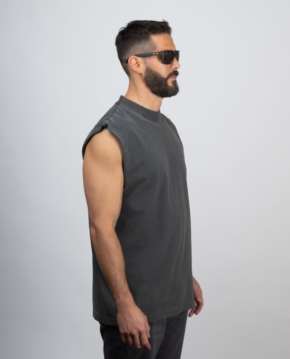 SHADOW (WASHED BLACK)-HEAVYWEIGHT MUSCLE TEE