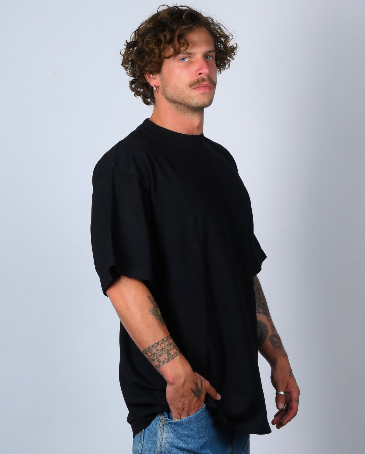 BLACK MEGA HEAVYWEIGHT LUXURY TEE